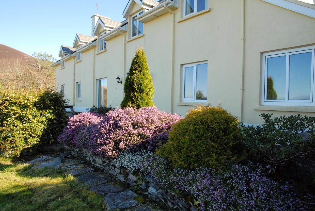 Дома для отпуска House with 5 bedrooms in Co Kerry with wonderful sea view enclosed garden and WiFi 500 m from the beach Kells-4