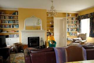 Дома для отпуска House with 5 bedrooms in Co Kerry with wonderful sea view enclosed garden and WiFi 500 m from the beach Kells-4